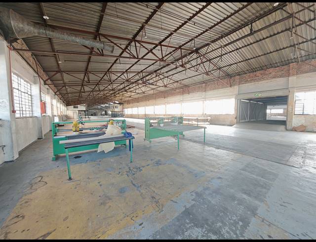 7,800M² FACTORY TO LET IN BOOYSENS